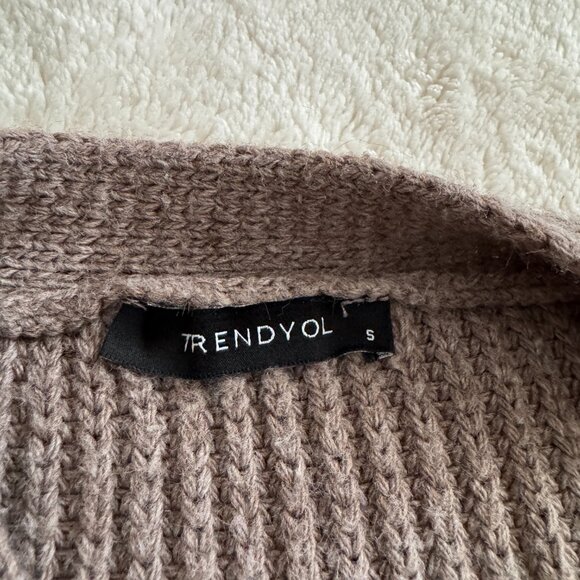 TRENDYOL Chunky Knit Cardigan - Picture 7 of 7